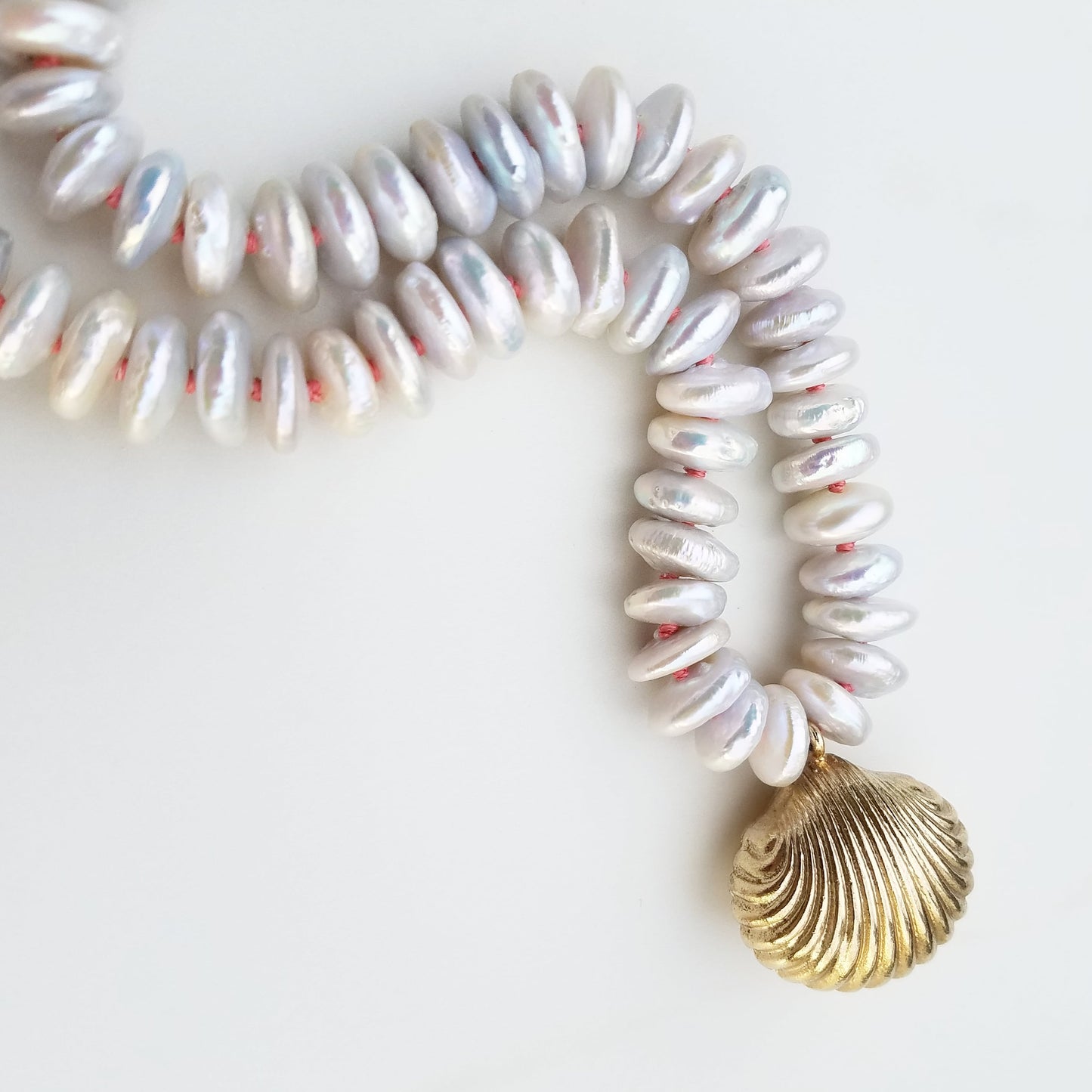 Gold Vintage Shell Fresh Water Pearl Necklace